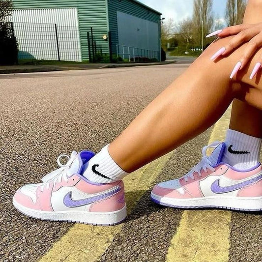 Custom Air Jordan 1 Low SE ‘Arctic Punch’ Sneakers