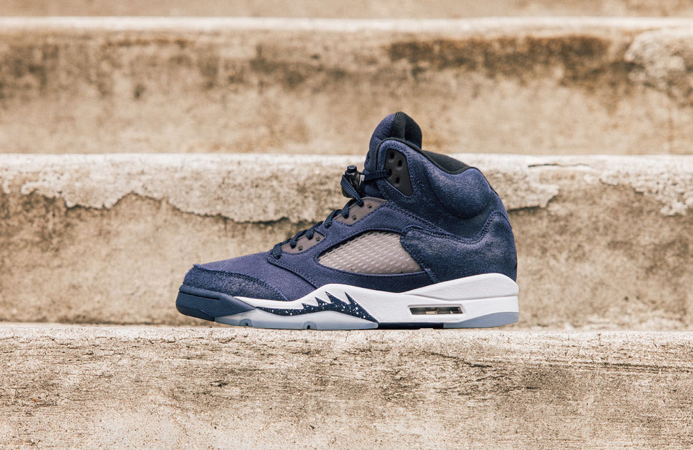 Custom Air Jordan 5 Retro ‘Midnight Navy’ Sneakers