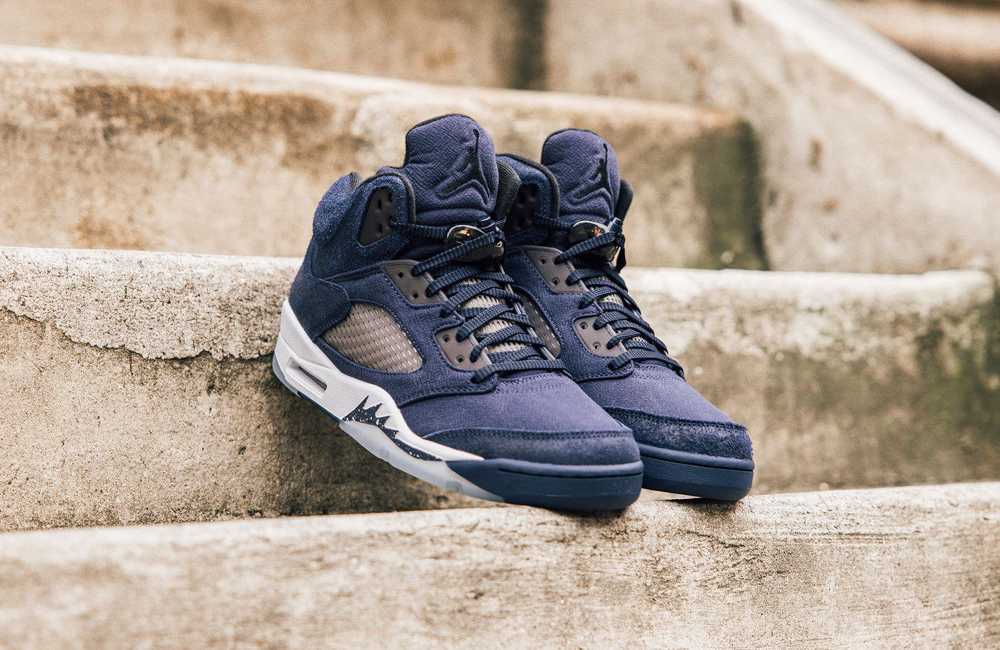 Custom Air Jordan 5 Retro ‘Midnight Navy’ Sneakers